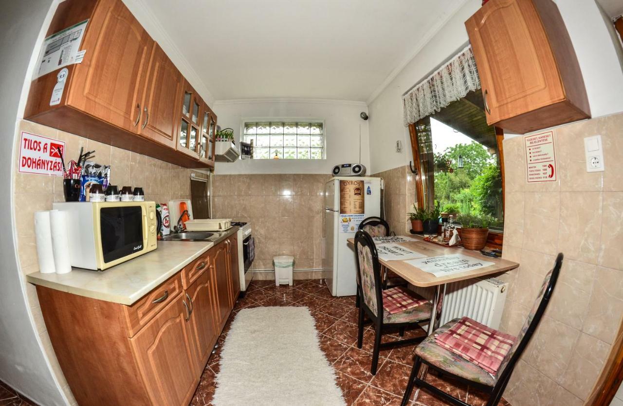 Klara Apartman 센테스 외부 사진